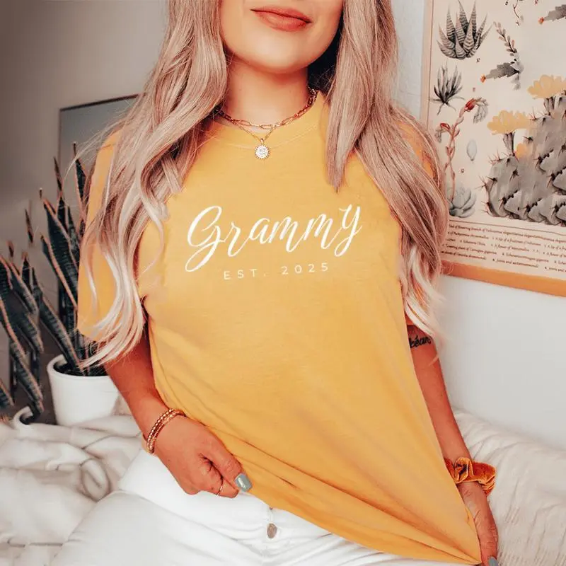 Grammy Grandma Est 2025 Women's Oversized Comfort T-Shirt