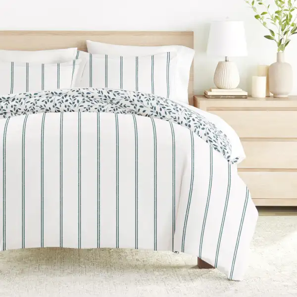 Watercolor Vines Pattern Reversible Duvet Cover Set