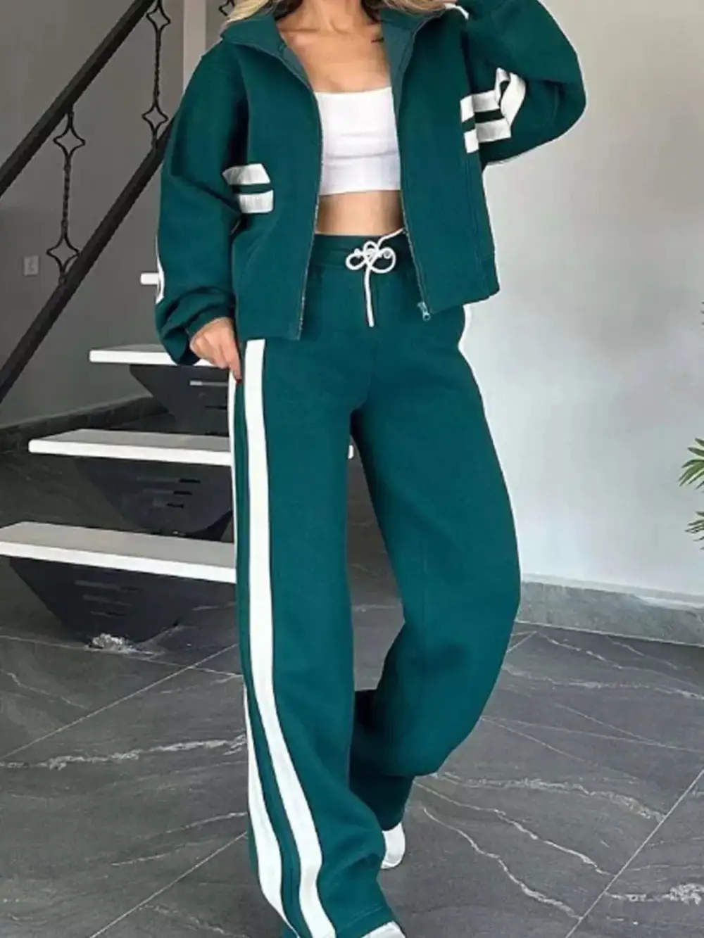 Zip Closure Everyday Matching Set