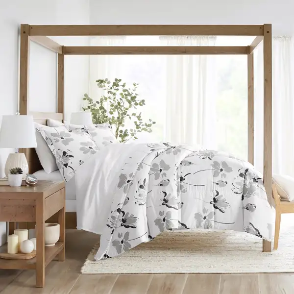 Patterned Down Alternative Comforter Set