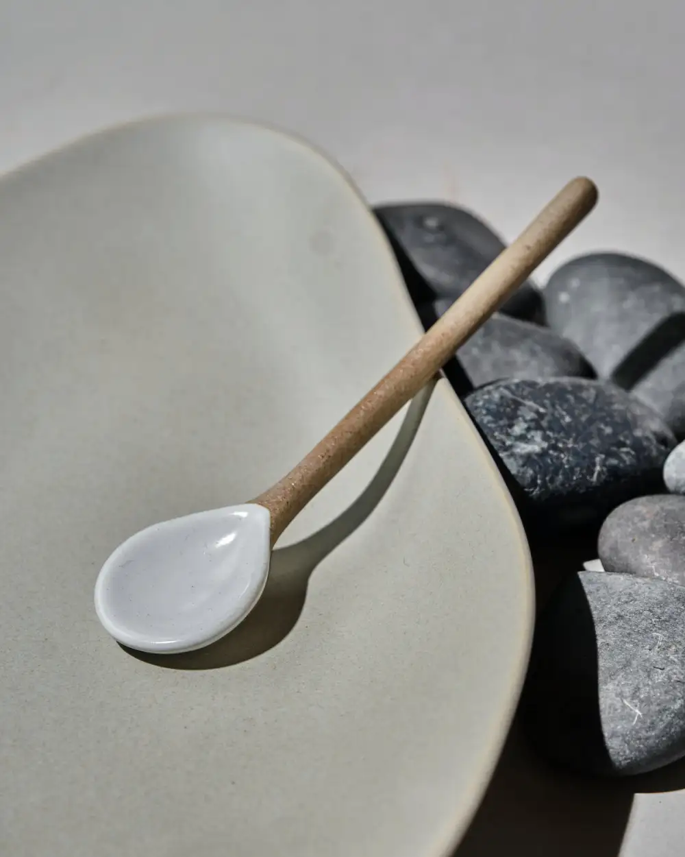 Scalloped Oval Tableware Selection