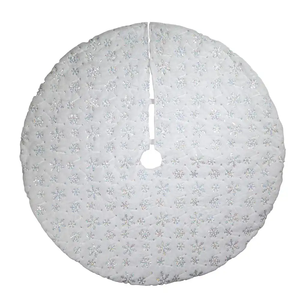 Snowflake Border Tree Skirt