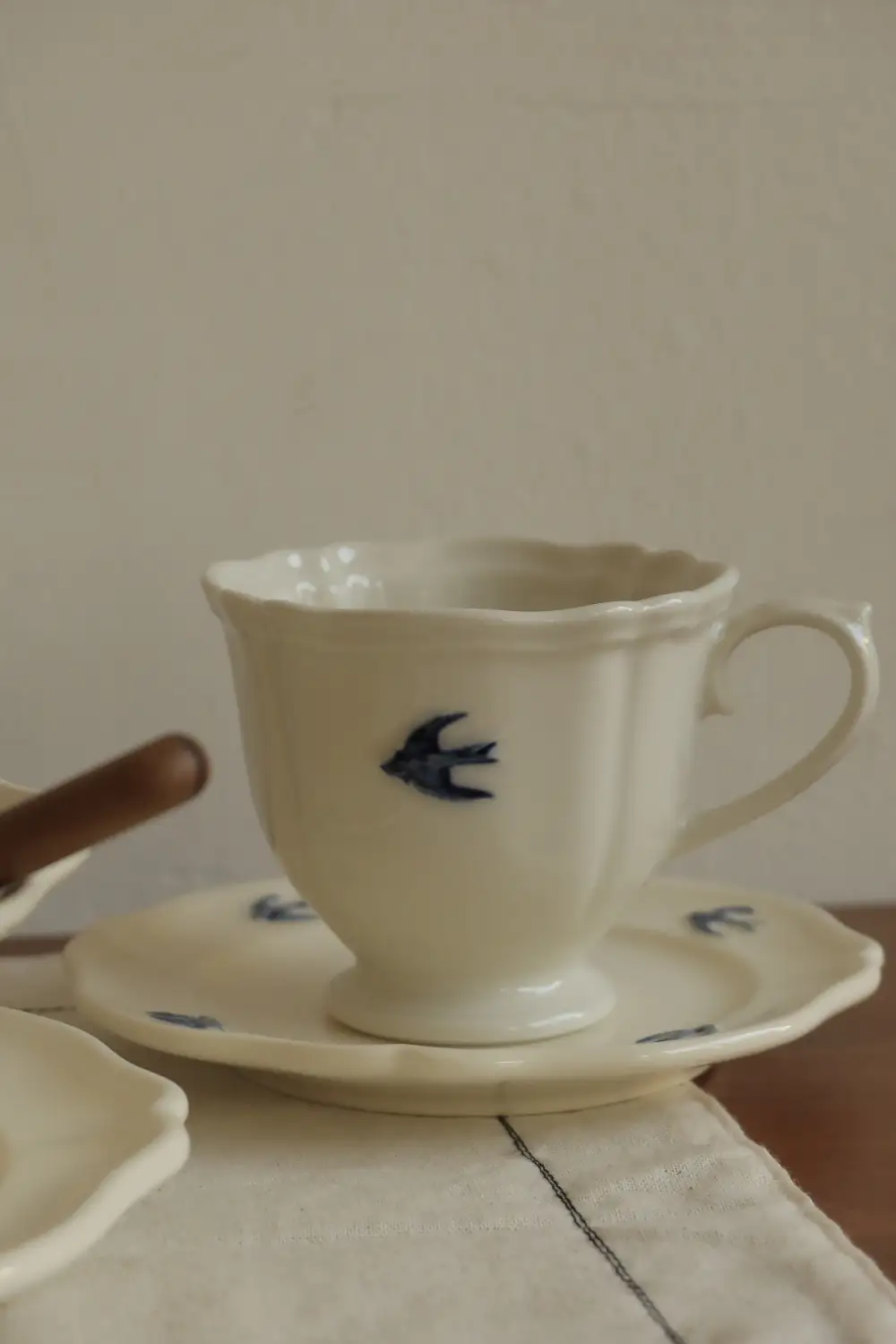 Early Bird Tableware Piece