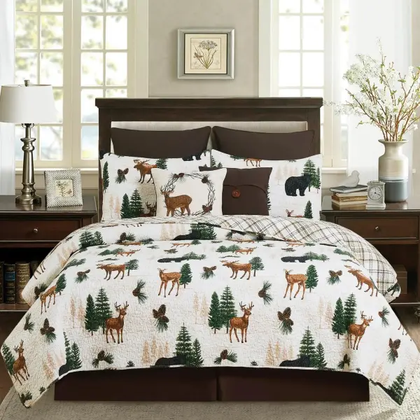 Layered Reversible Quilted Quilt Set