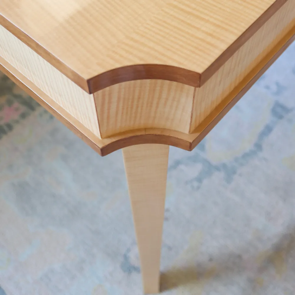 Versatile Console Desk