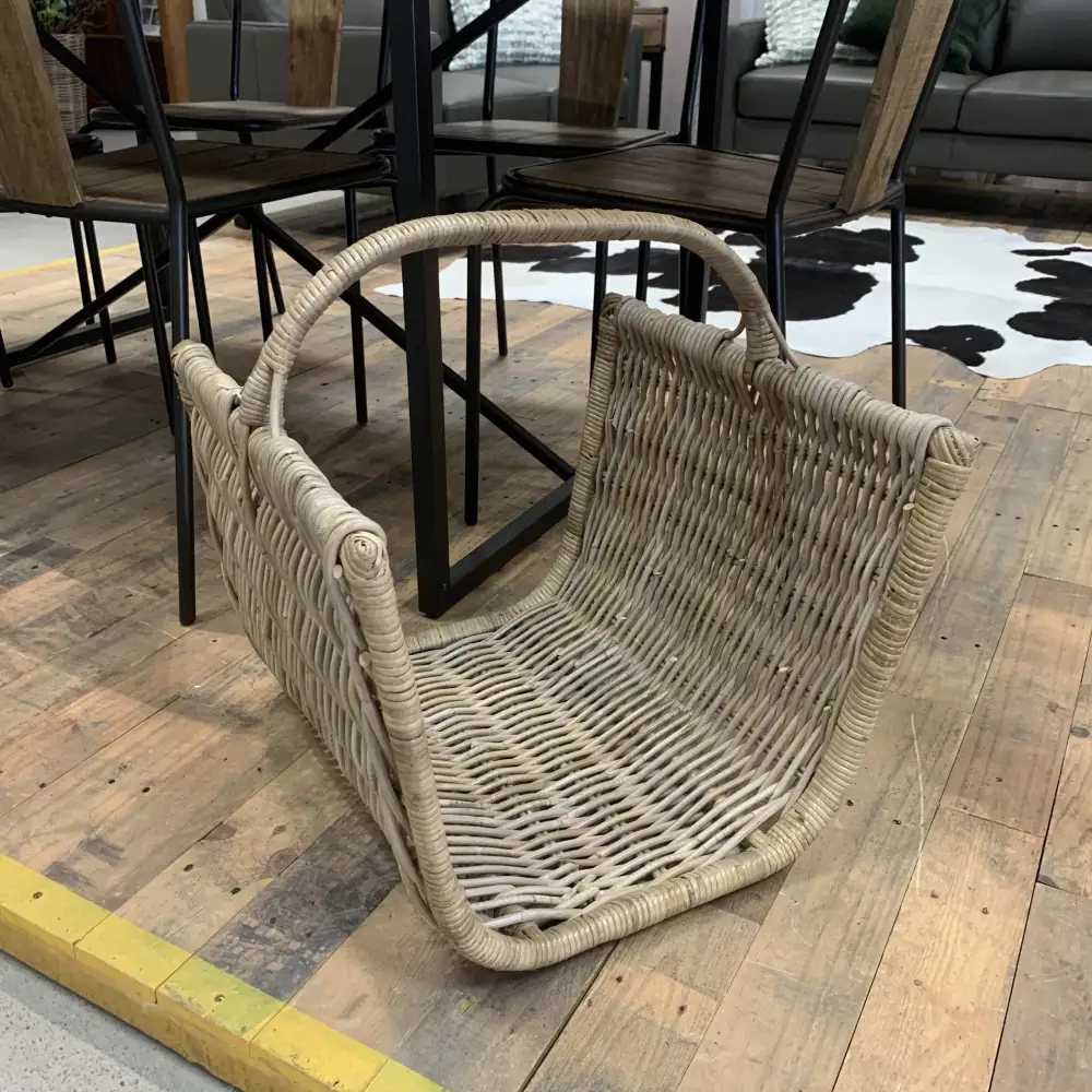 Minimal Roomy Practical Storage Basket