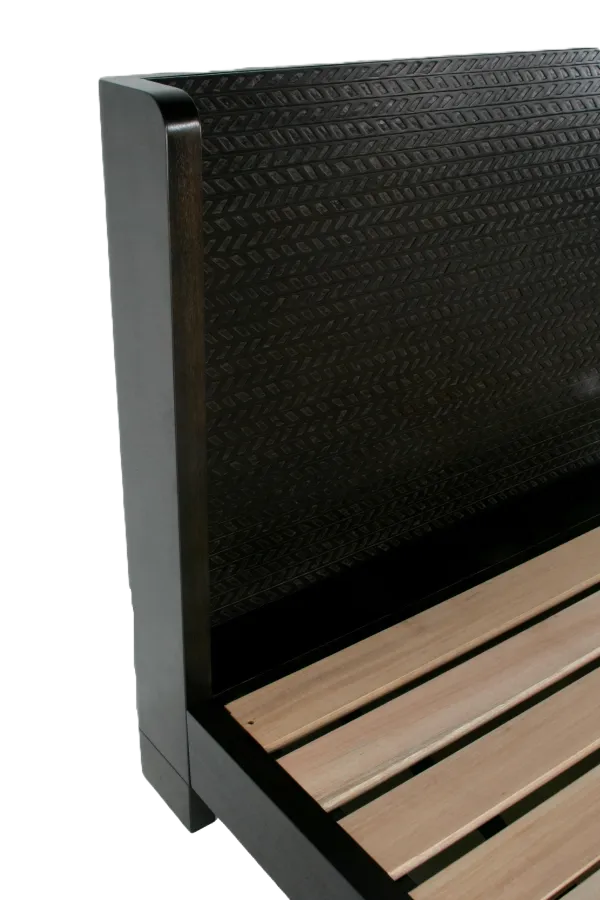Classic Quill Detail Platform Bed