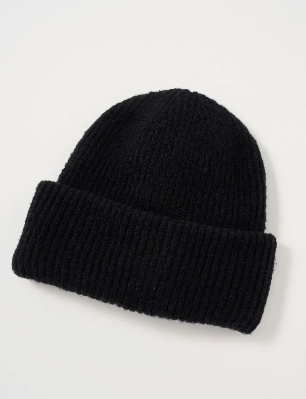 Wide Brim Ribbed Black Hat