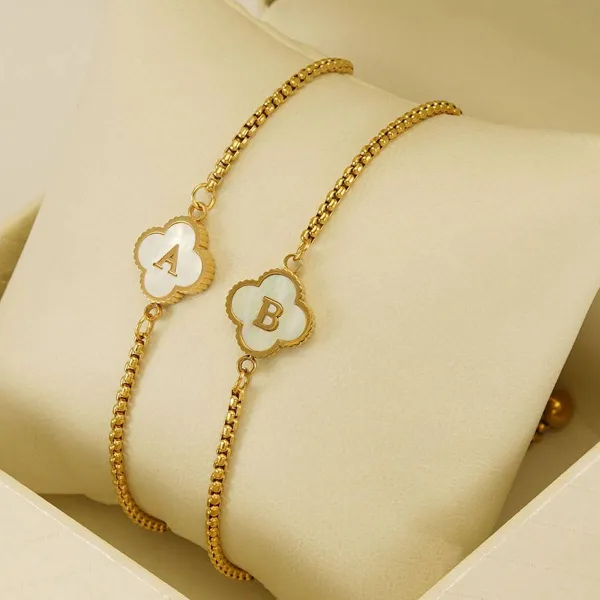 Adjustable Shell Charm Bracelet