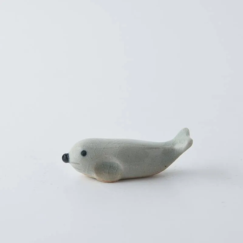 Seal Motif Ceramic Chopstick Rest