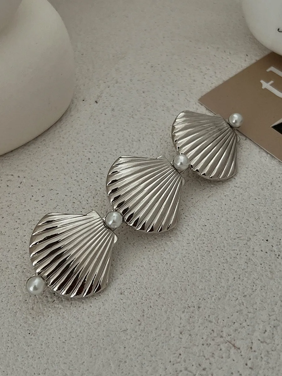 Heidi Shell Pearl Hair Clip