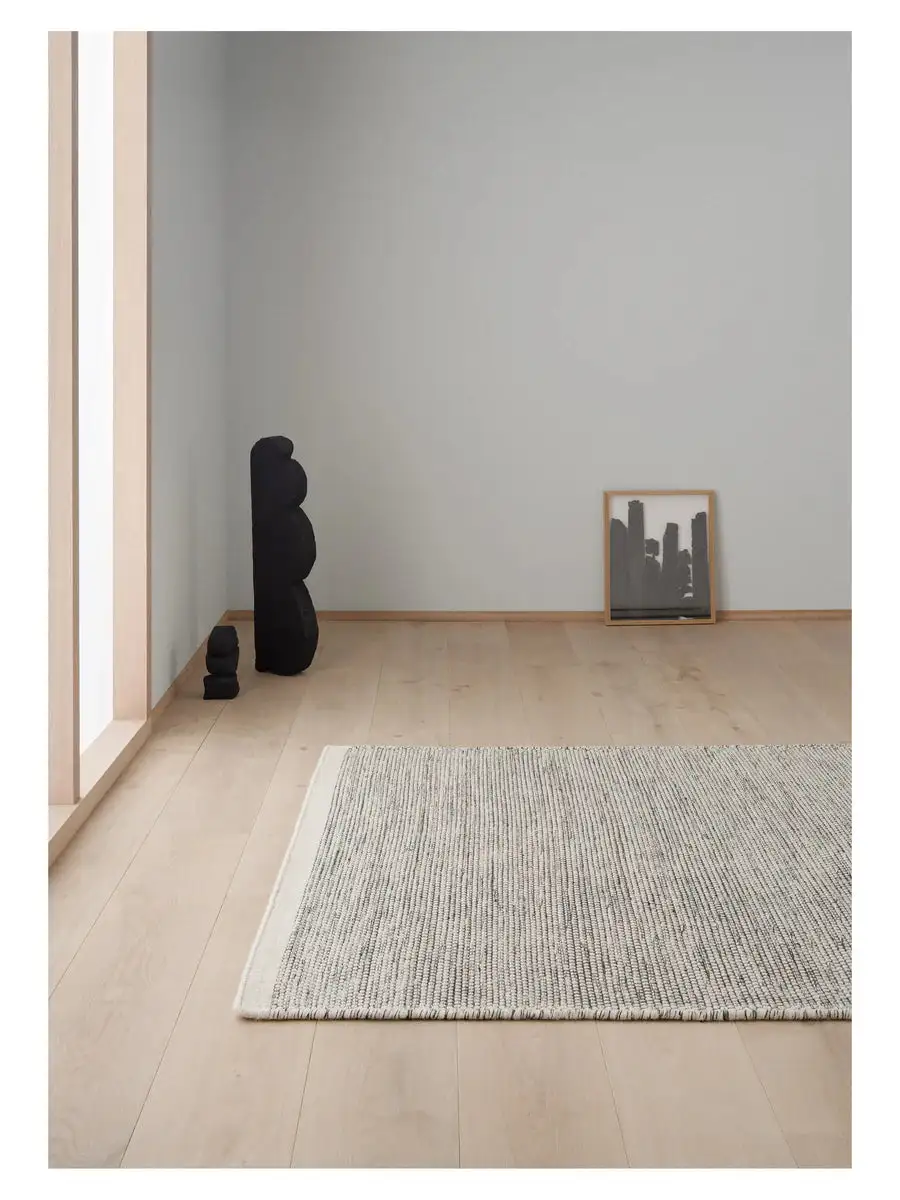 Hand-Woven Wool-Cotton Area Rug