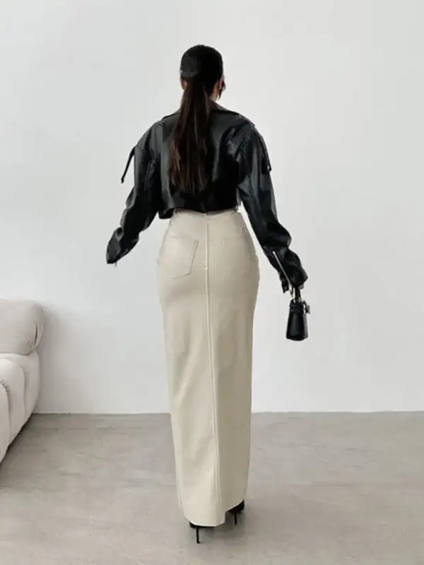 Relaxed Tailored Fitted Skirt