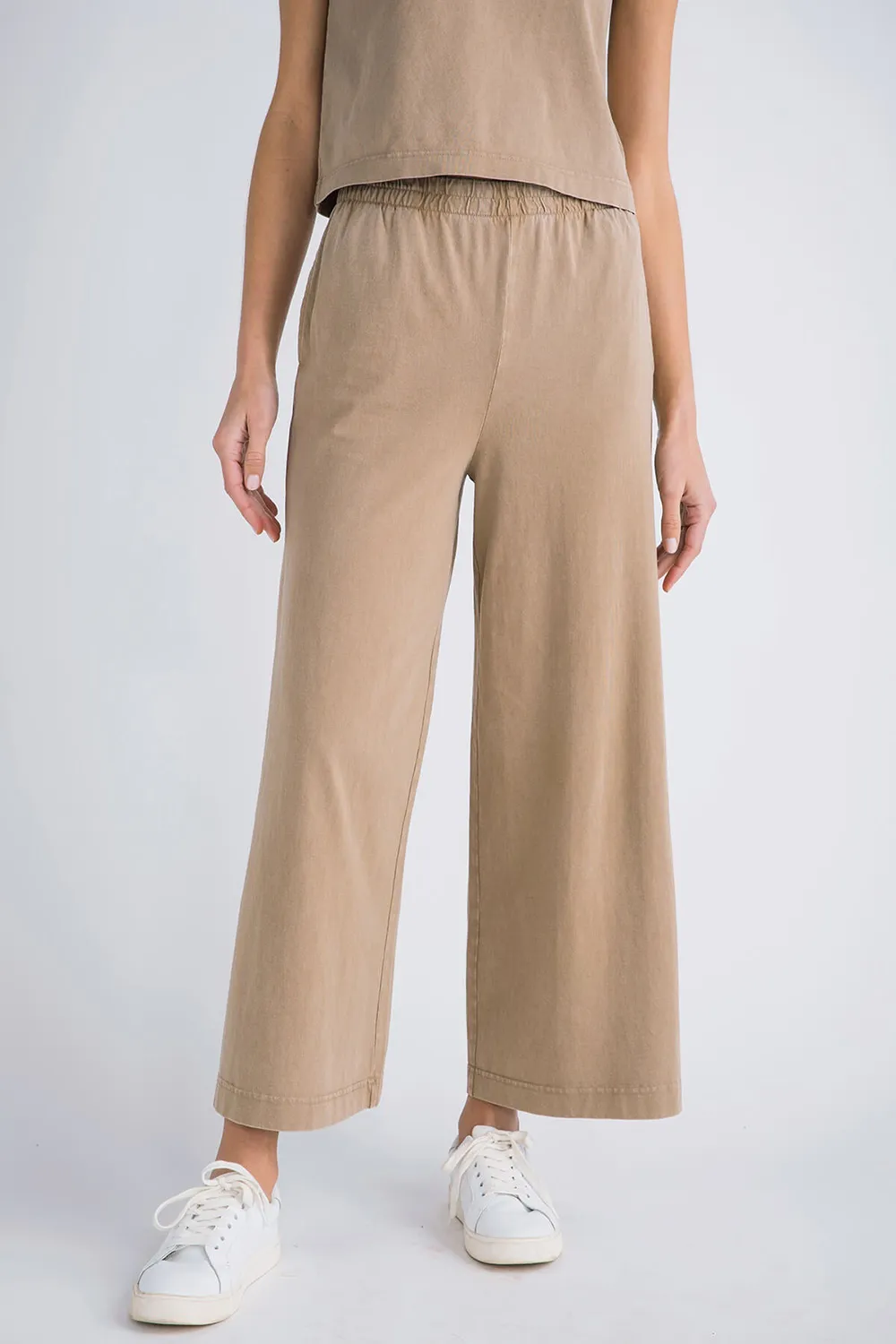 Solid Flare Pocket Pant - Iced Coffee