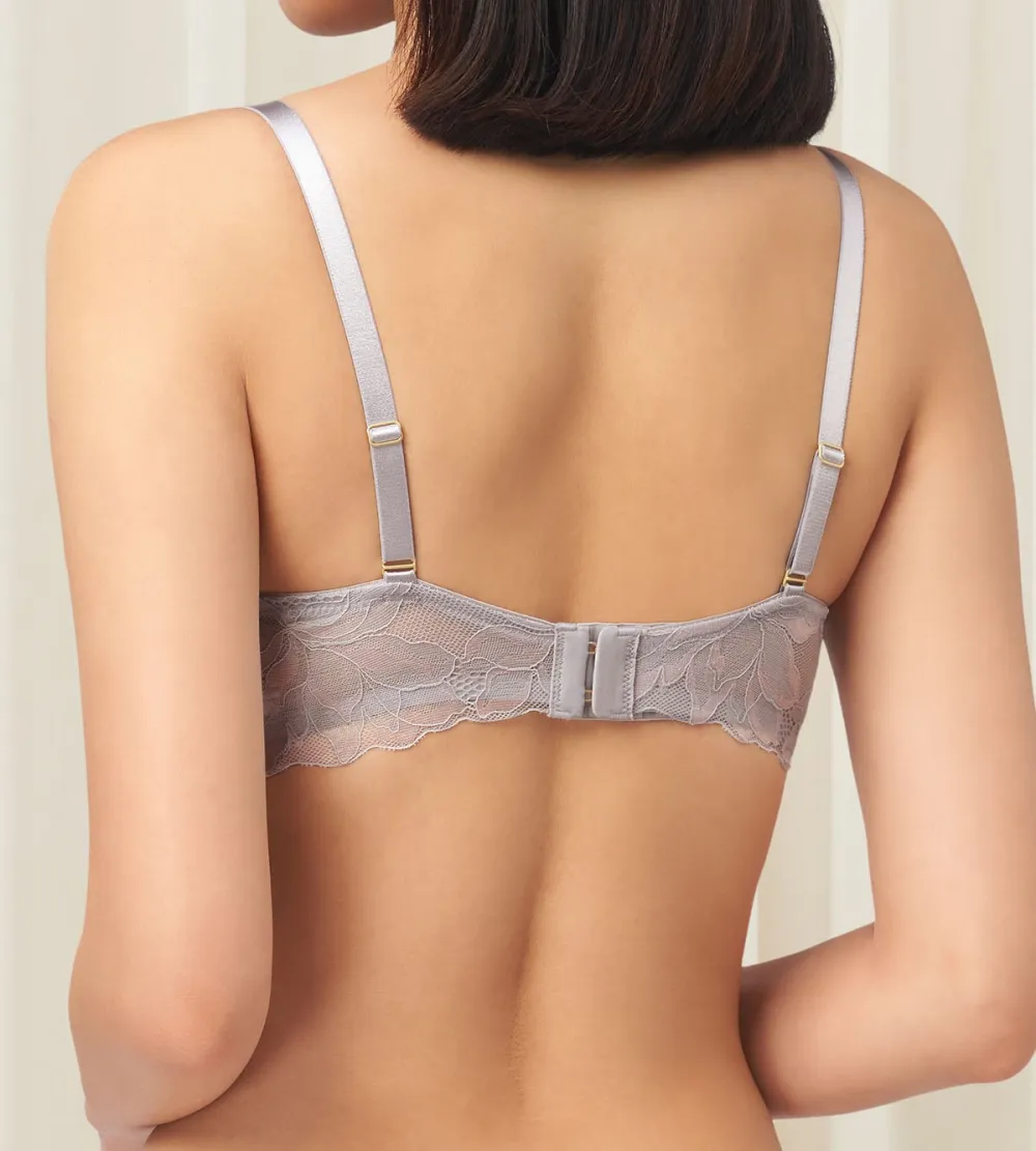 Women's Polished Wired Deep-V Push-Up Lace Bra