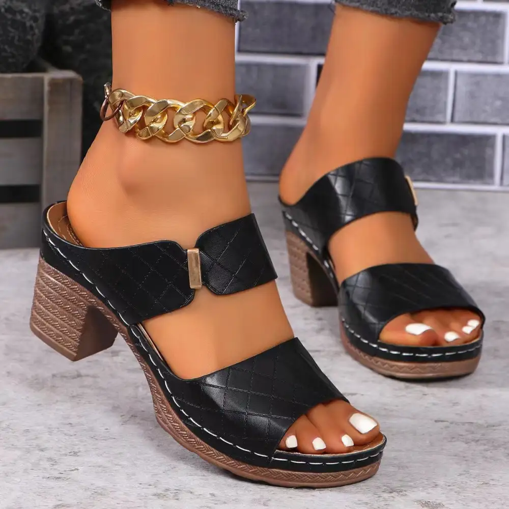 Cushioned Cushion Base Slide Sandals