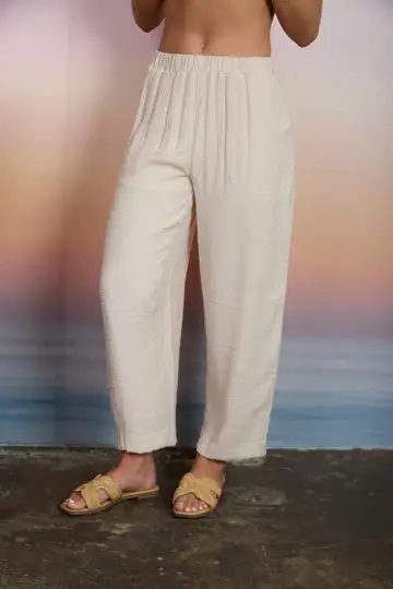 Textured Elastic Pants