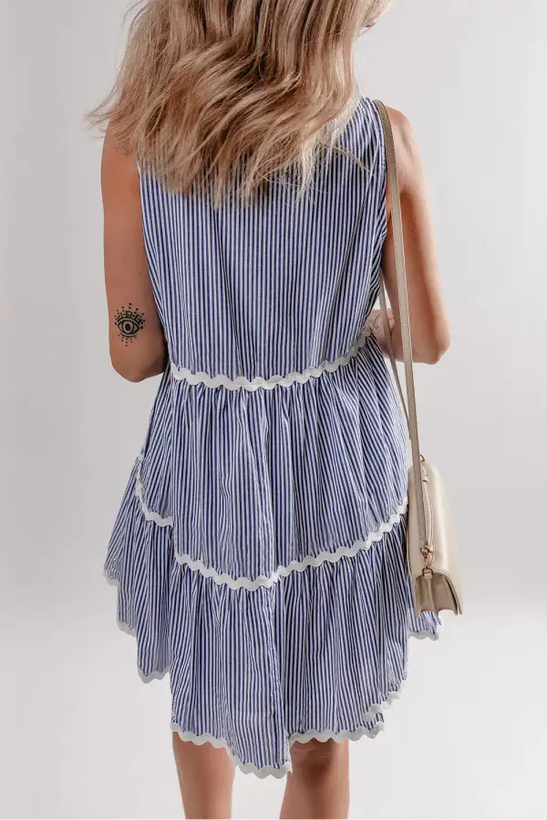 Chic Striped Contrast Trim V-Neck Mini Dress