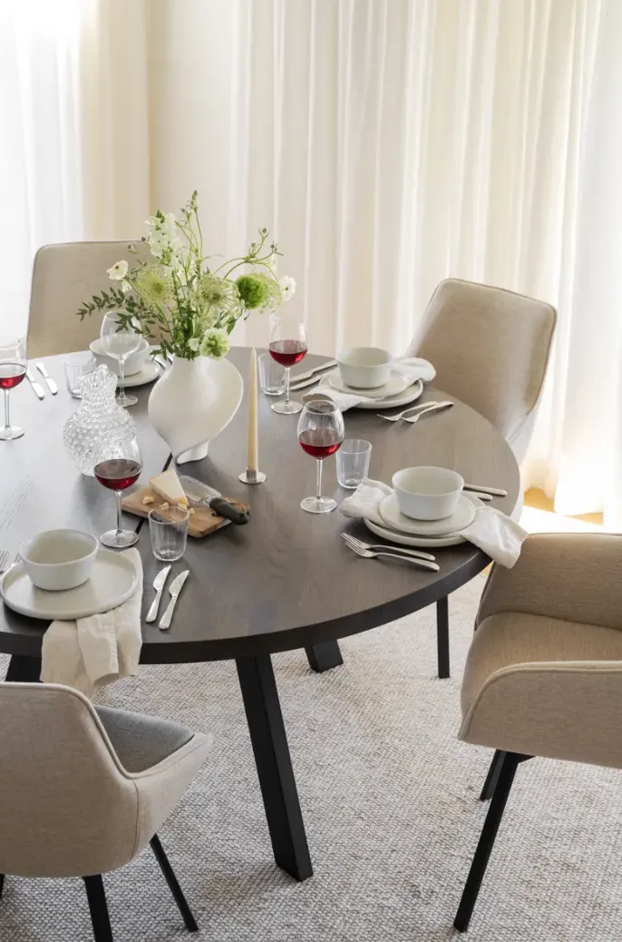 Round Modern Dining Table