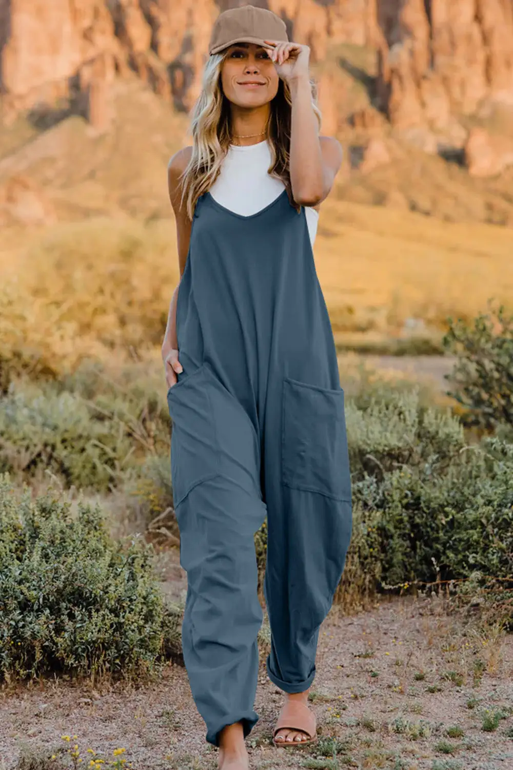 V Neck Sleeveless Pocket Jumpsuit