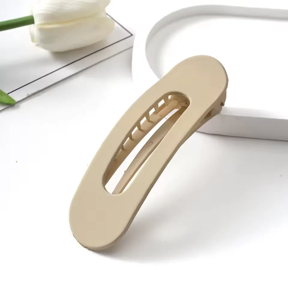 Minimalist Neutral Tone Oval Hair Clip