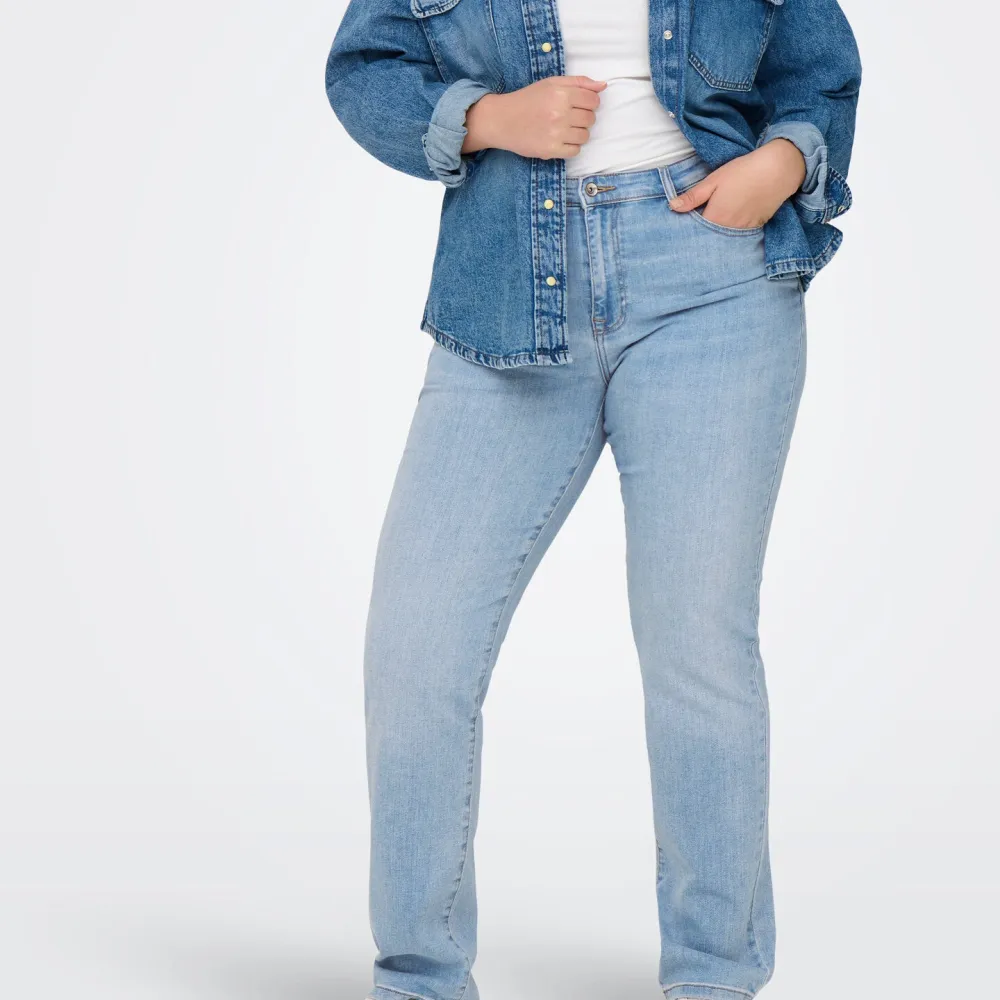 Everyday Modern Slim Everyday Jeans