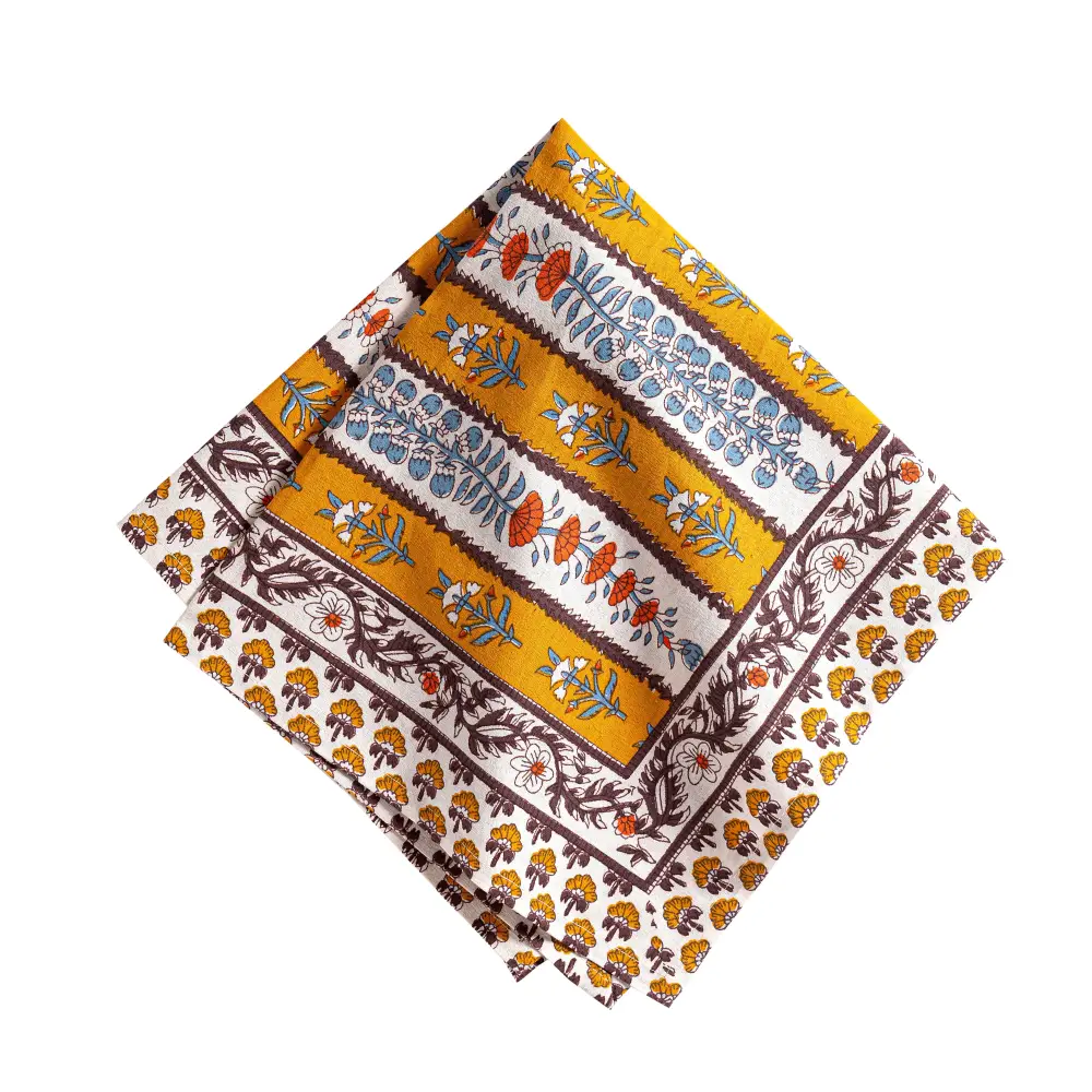 Refined Botanical Motif Napkin Set