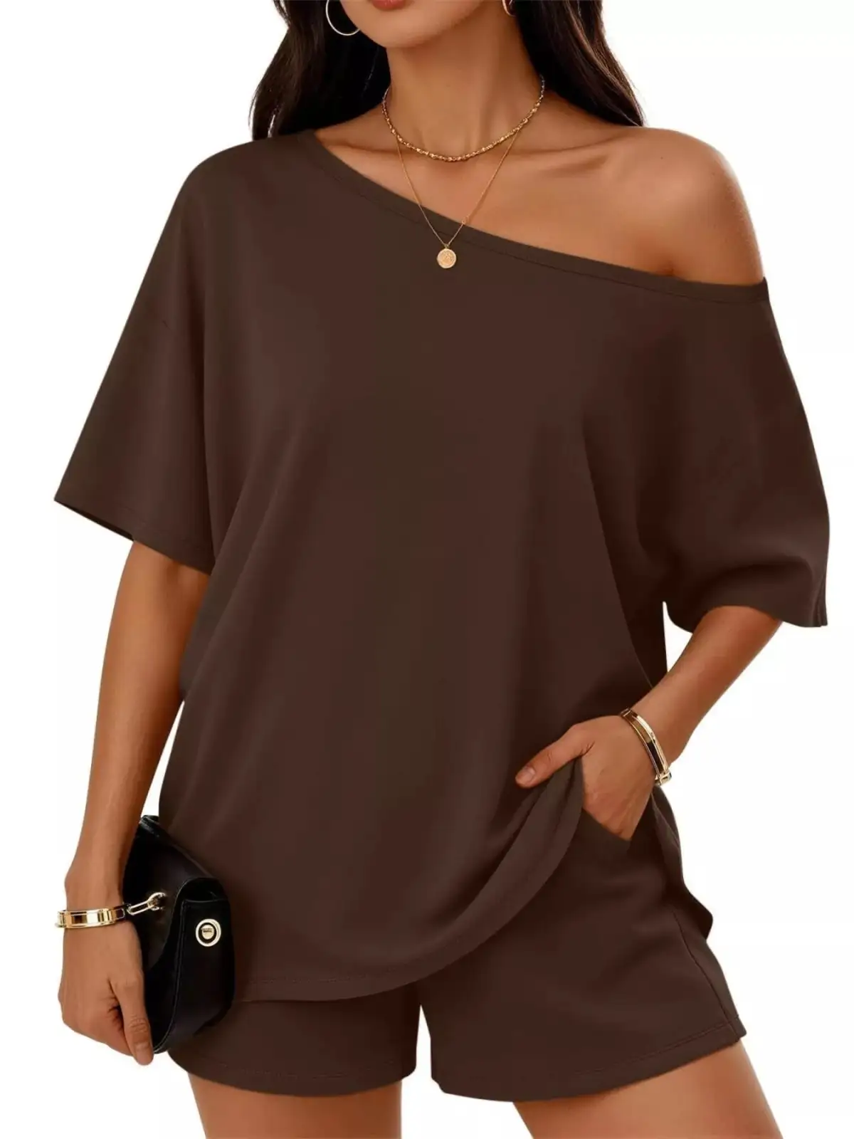 Easygoing Refined Pocketed Top and Shorts Matching Set
