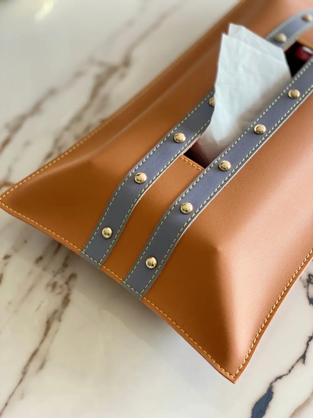 Tan Grey Tissue Cover