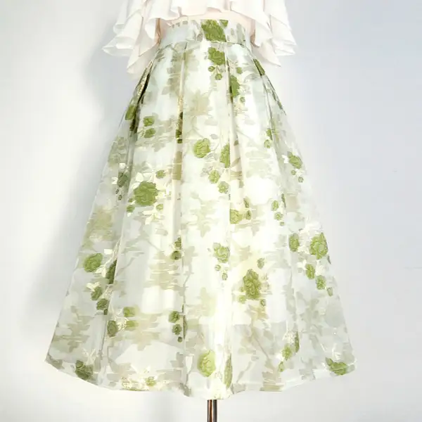 Easy Leisure Embroidered Flared Skirt