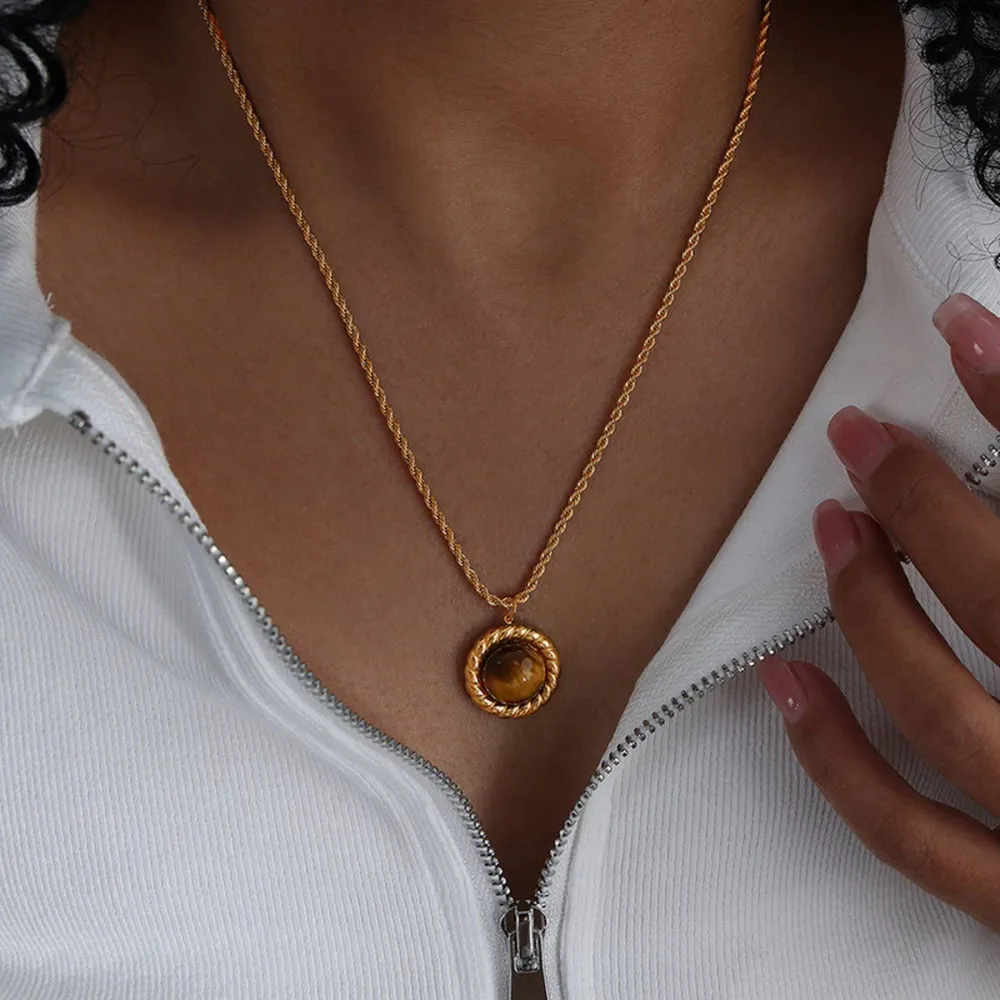 Layered Vintage Pendant Necklace