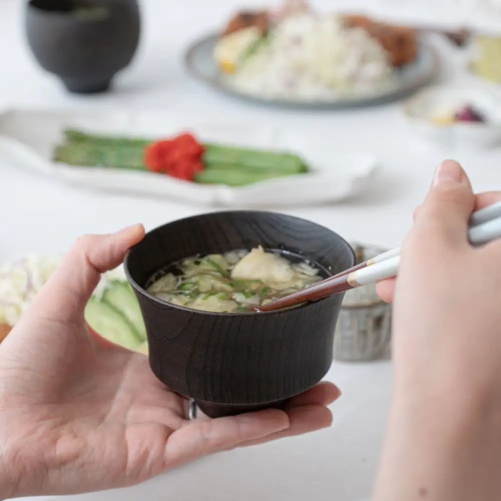 Wood-Grain Carved Soup Bowl