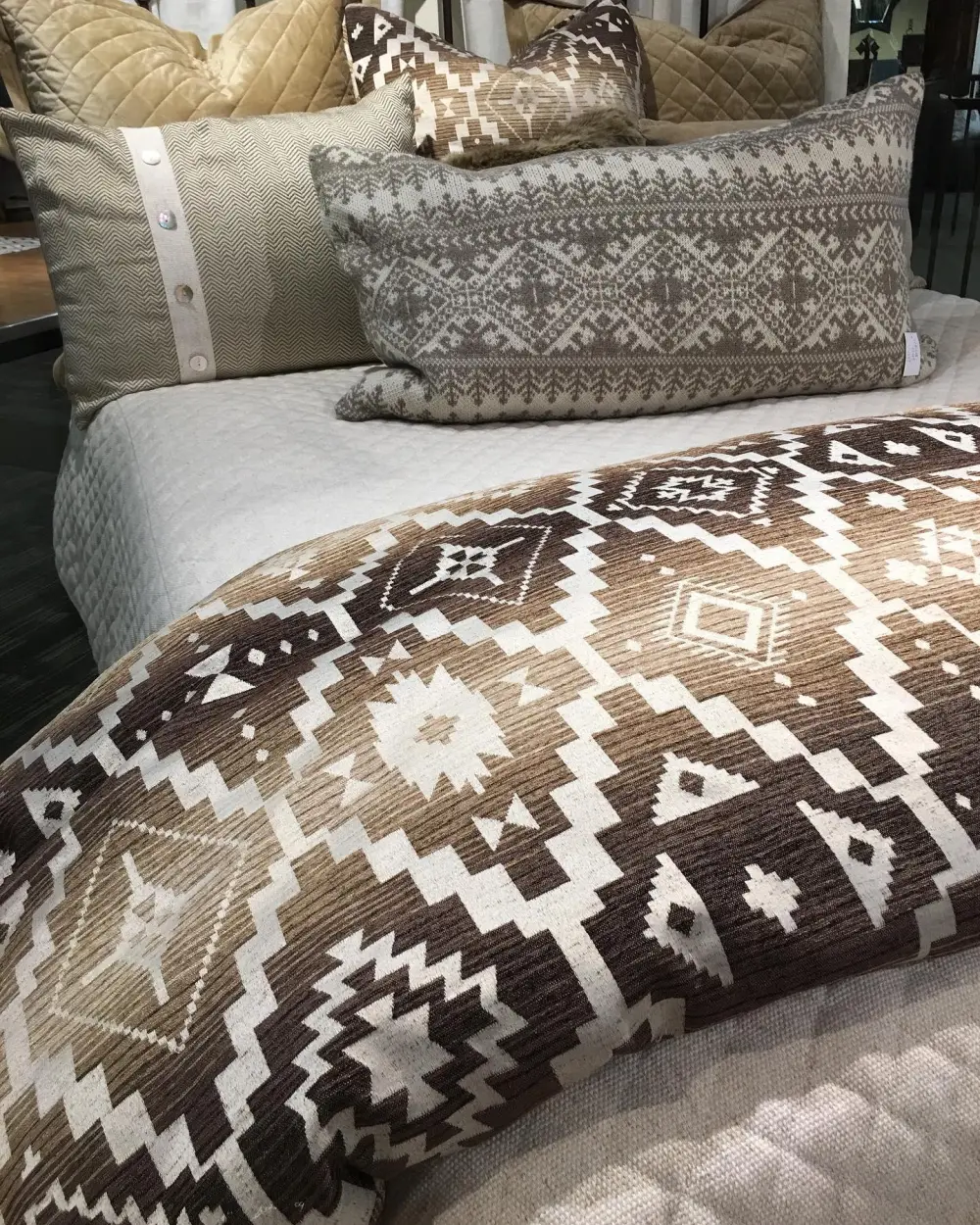 Jacquard Geometric Duvet Cover Set