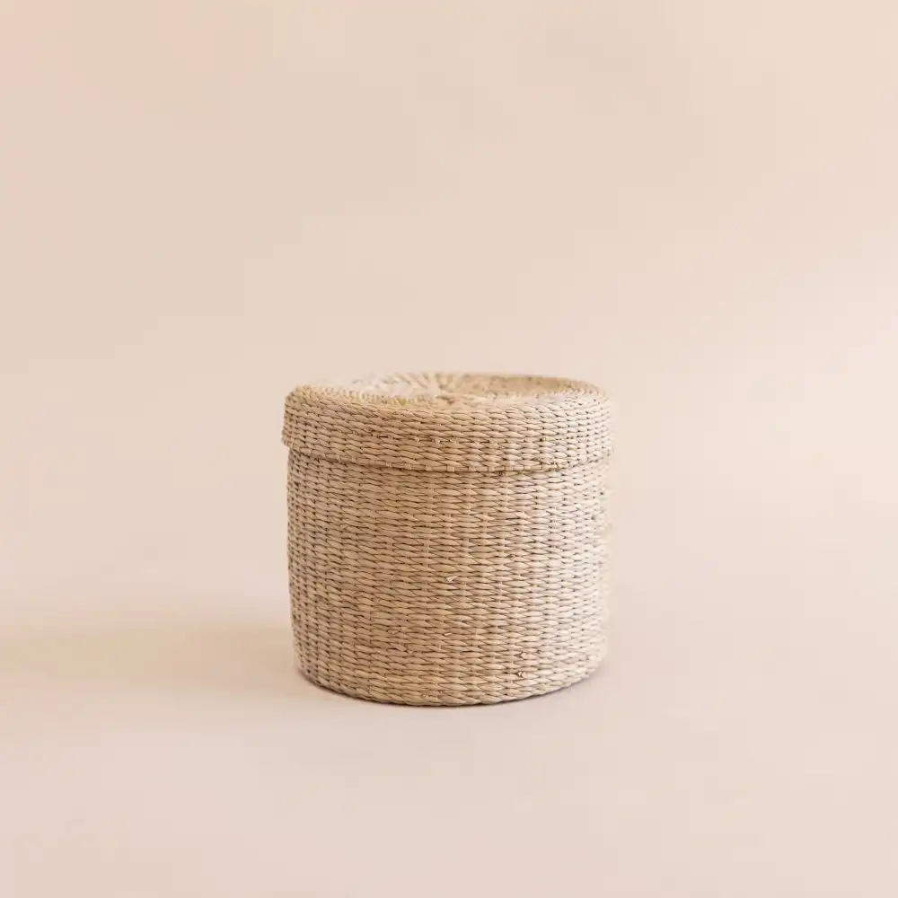 Round Lidded Iraca Basket