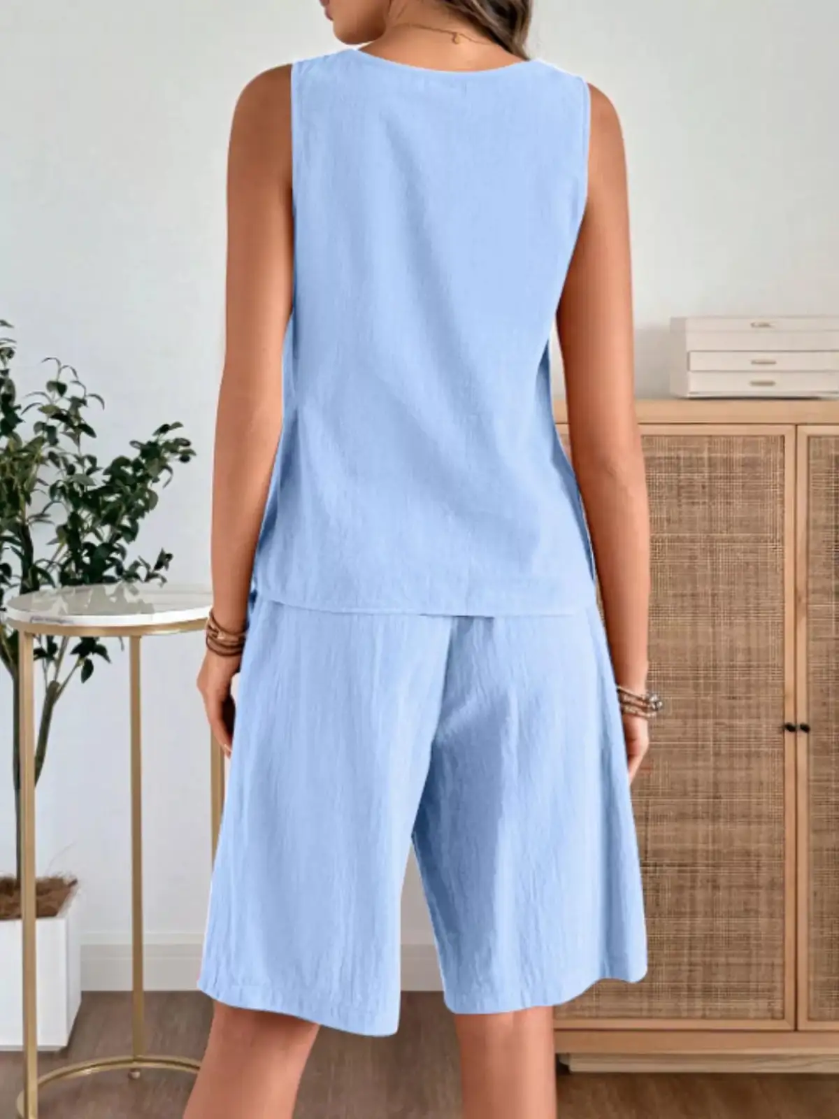 Round-Neck Shorts Matching Set