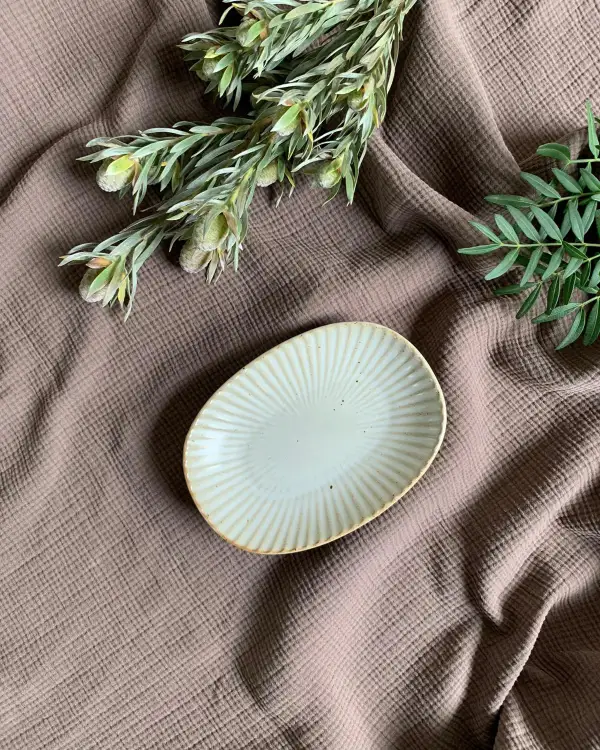 Raised Oval Tableware Selection