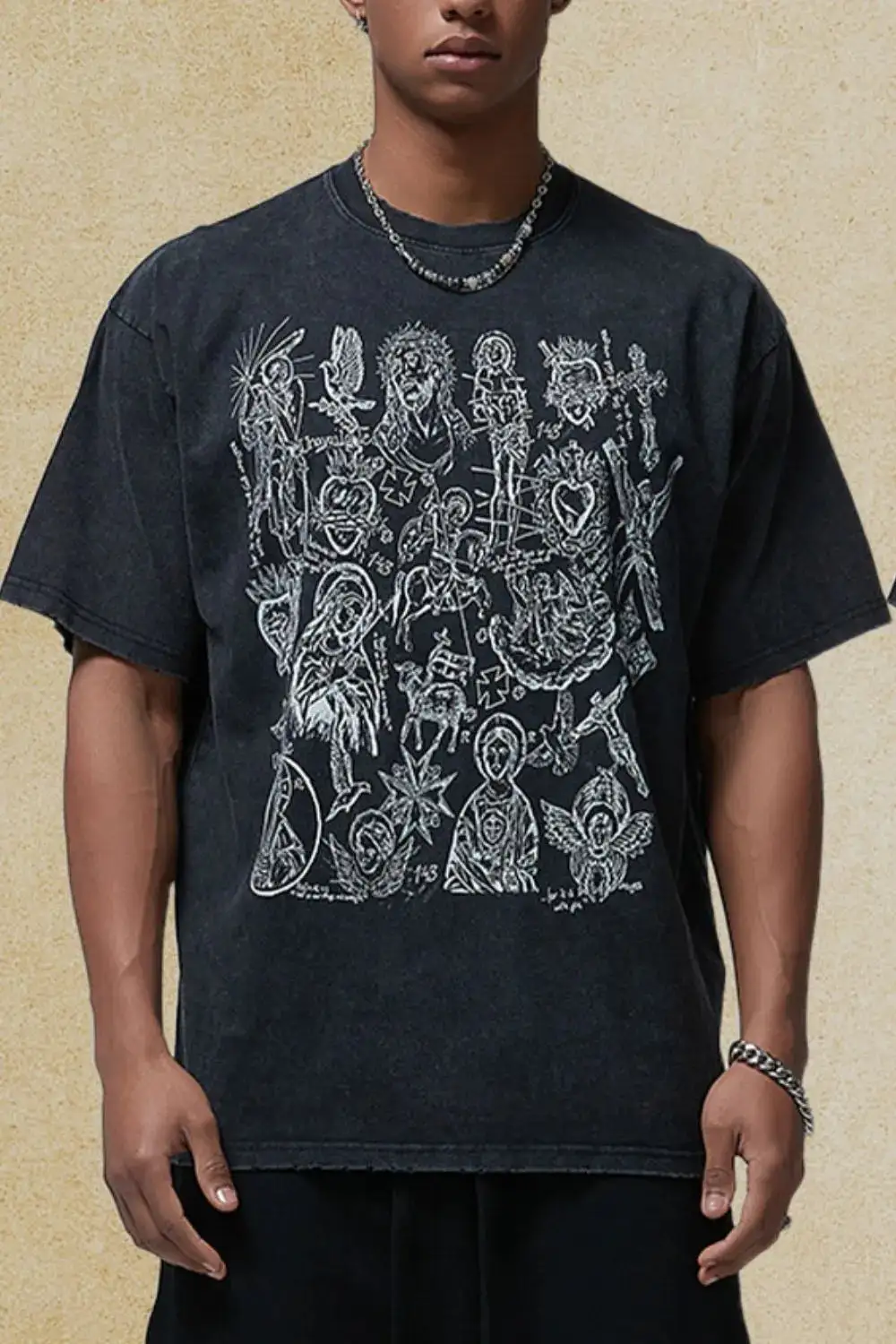 Pocket Detail Graphic Crew Neck Half Sleeve Tee