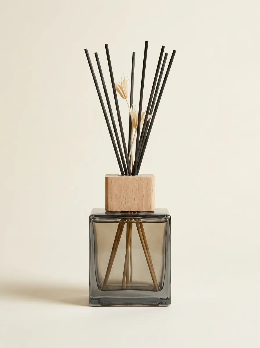 Home Fragrance Reed Diffuser Set Wooden Cap Glass Vessel