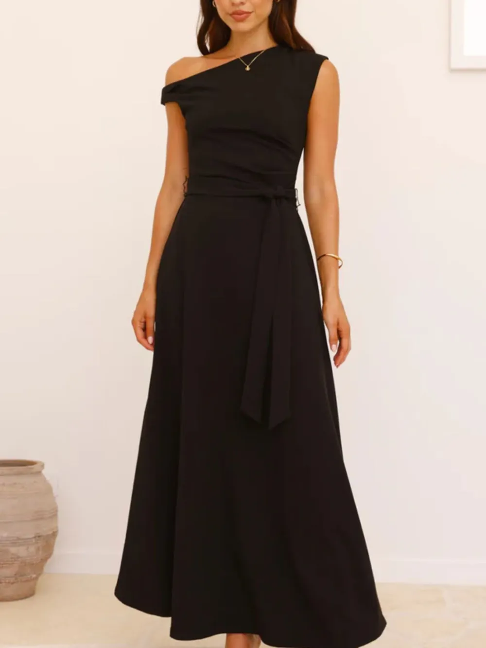 Single Shoulder Tie Waist Maxi Dress