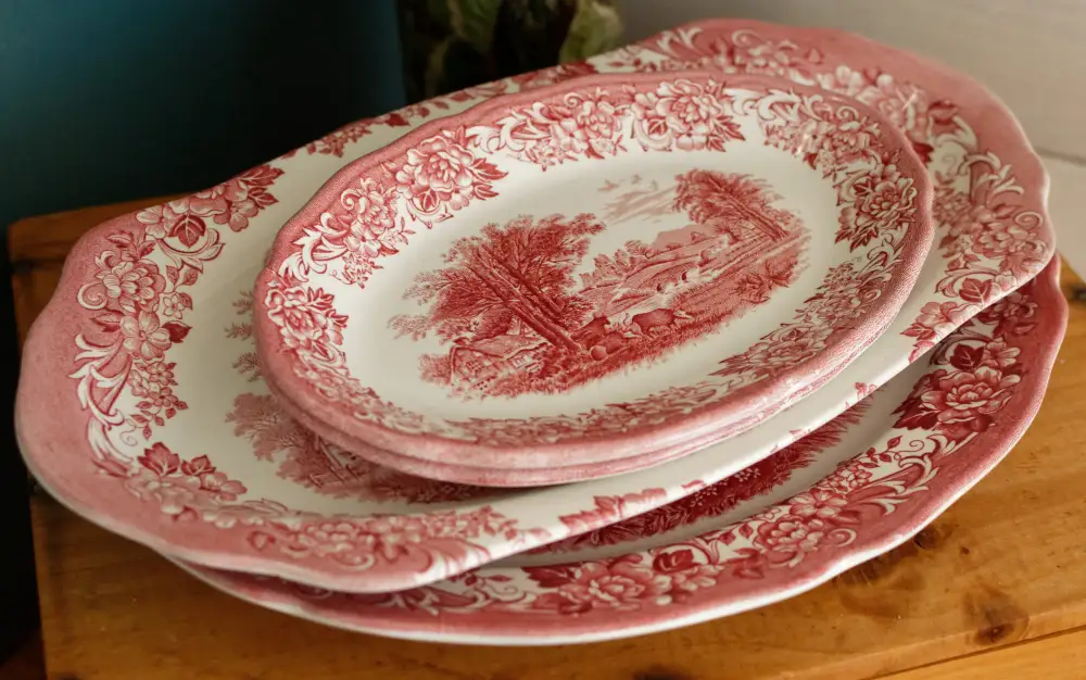 Elegant Crafted Decorative Plate
