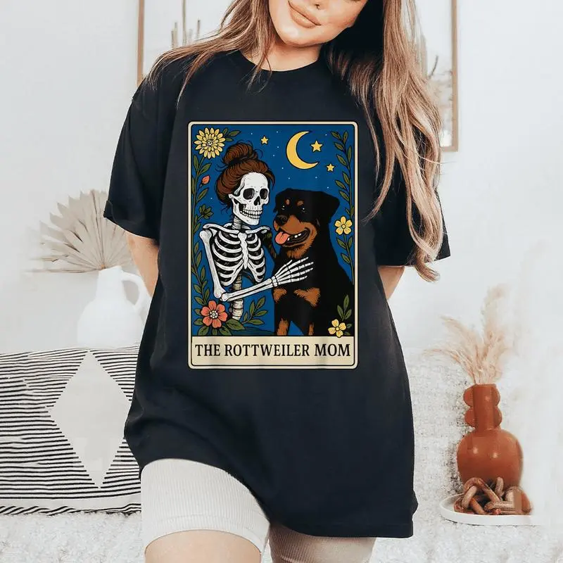 The Rottweiler Mom Tarot Card Women's Oversized Comfort T-Shirt