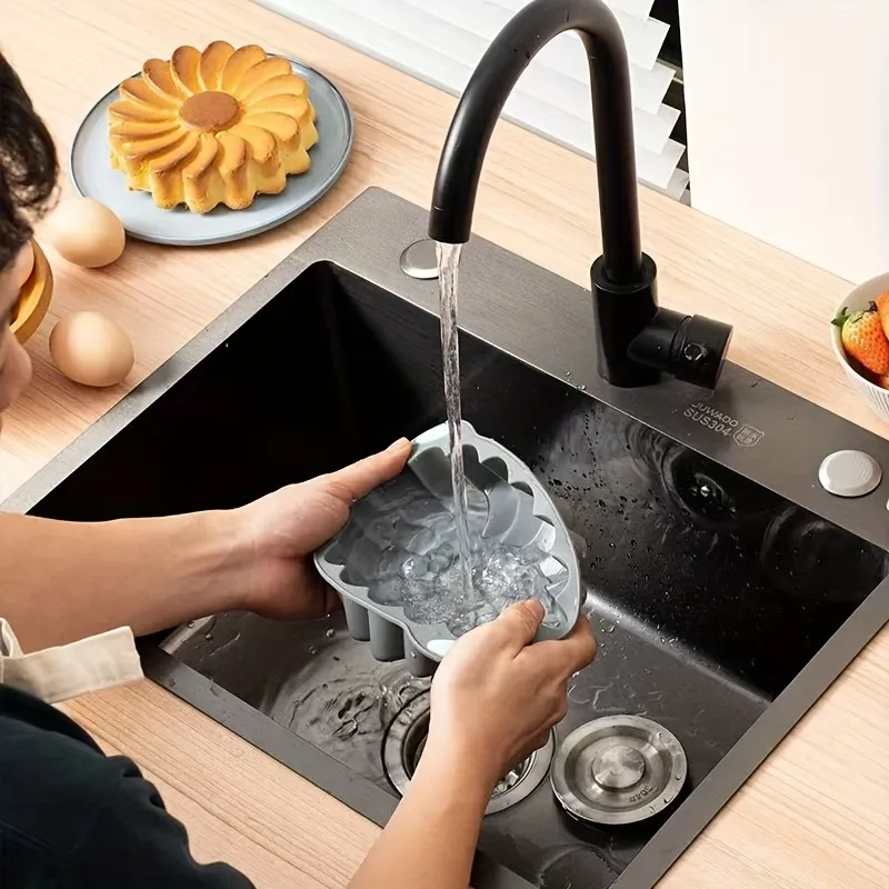 Non-Stick Bundt Cake Pan