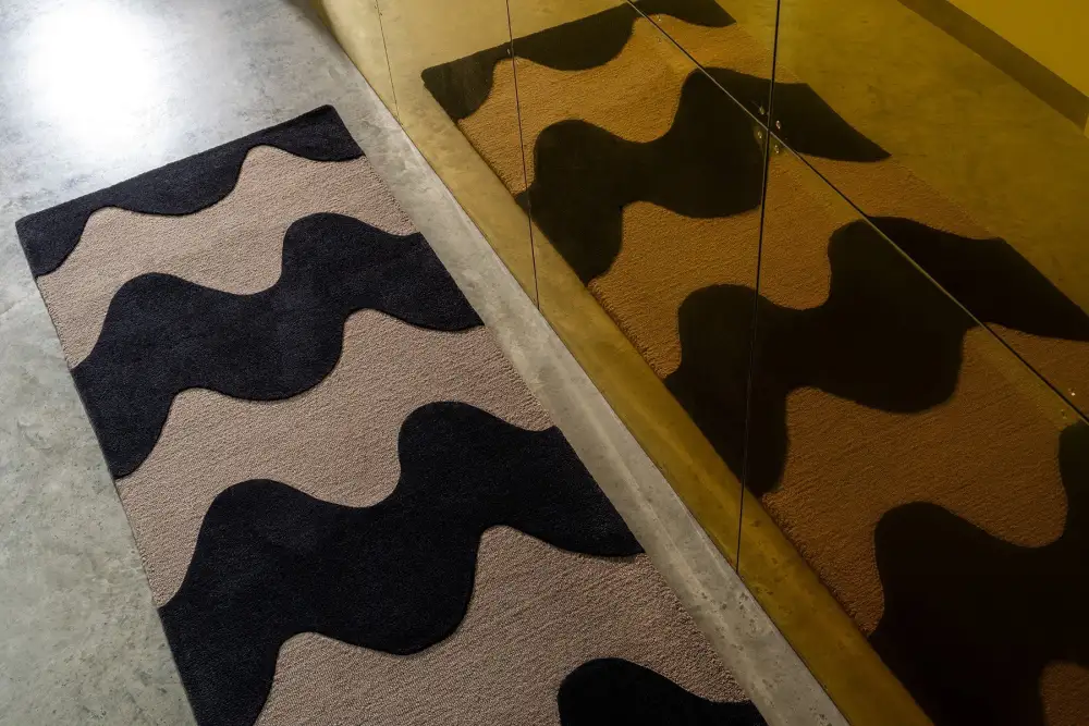 Wool Tufted Wave Runner Rug