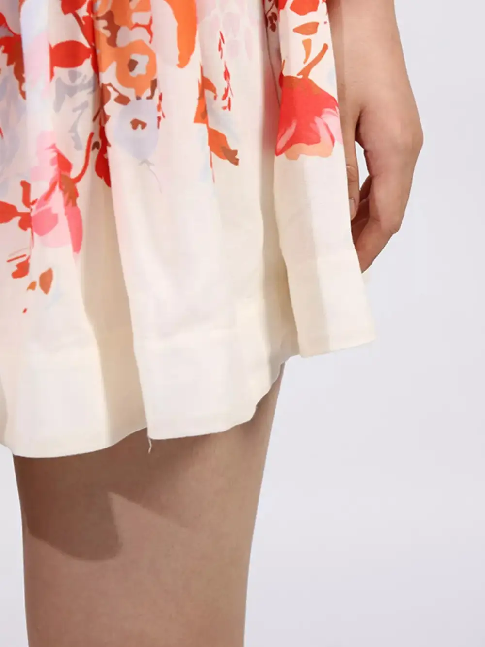 Lightweight Feel Floral Printed Sleeveless Mini Dress