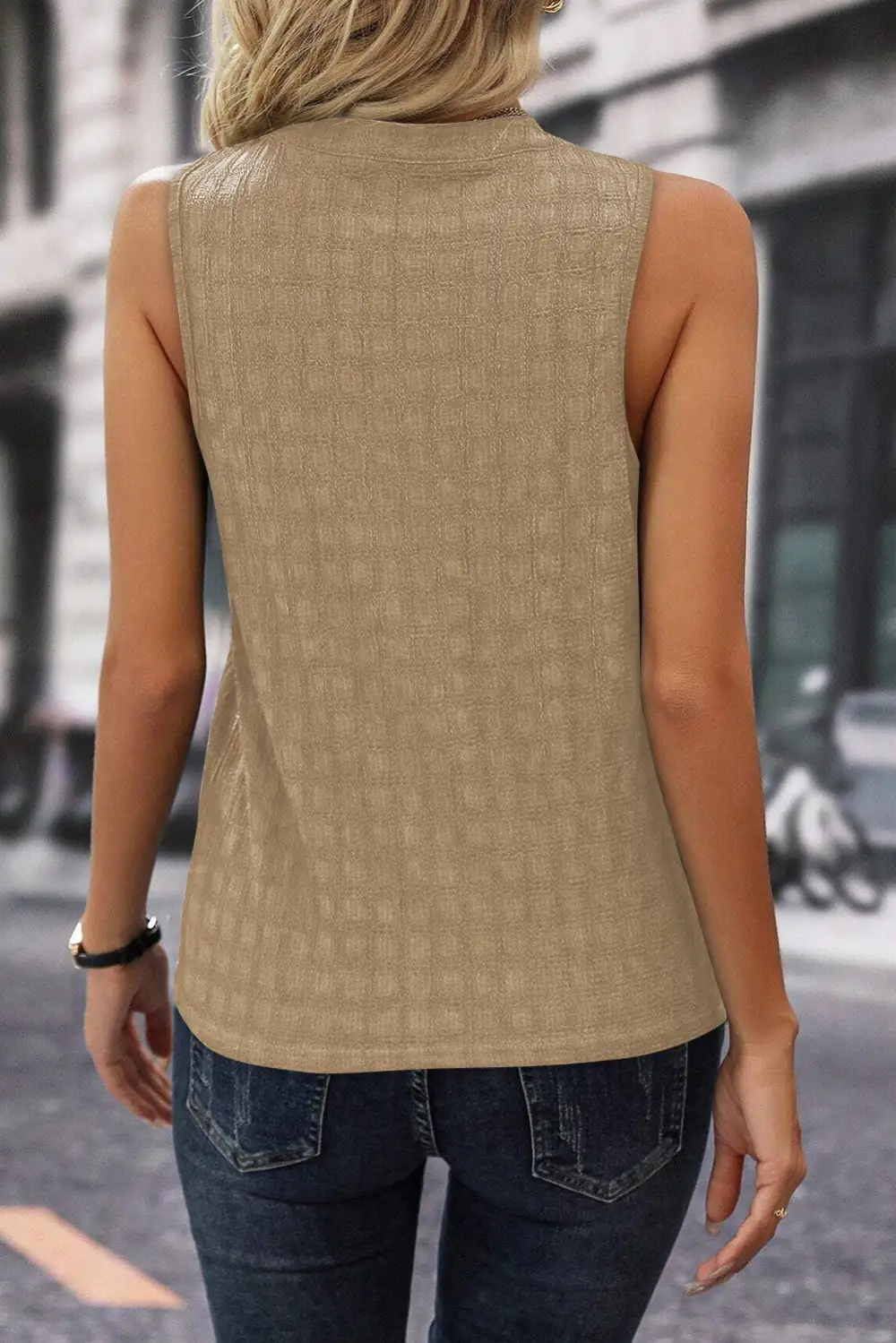 Light French Lattice Textured Split Neck Tank Top