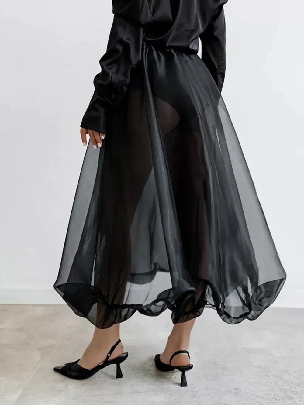 Elastic Waist Flowy Skirt