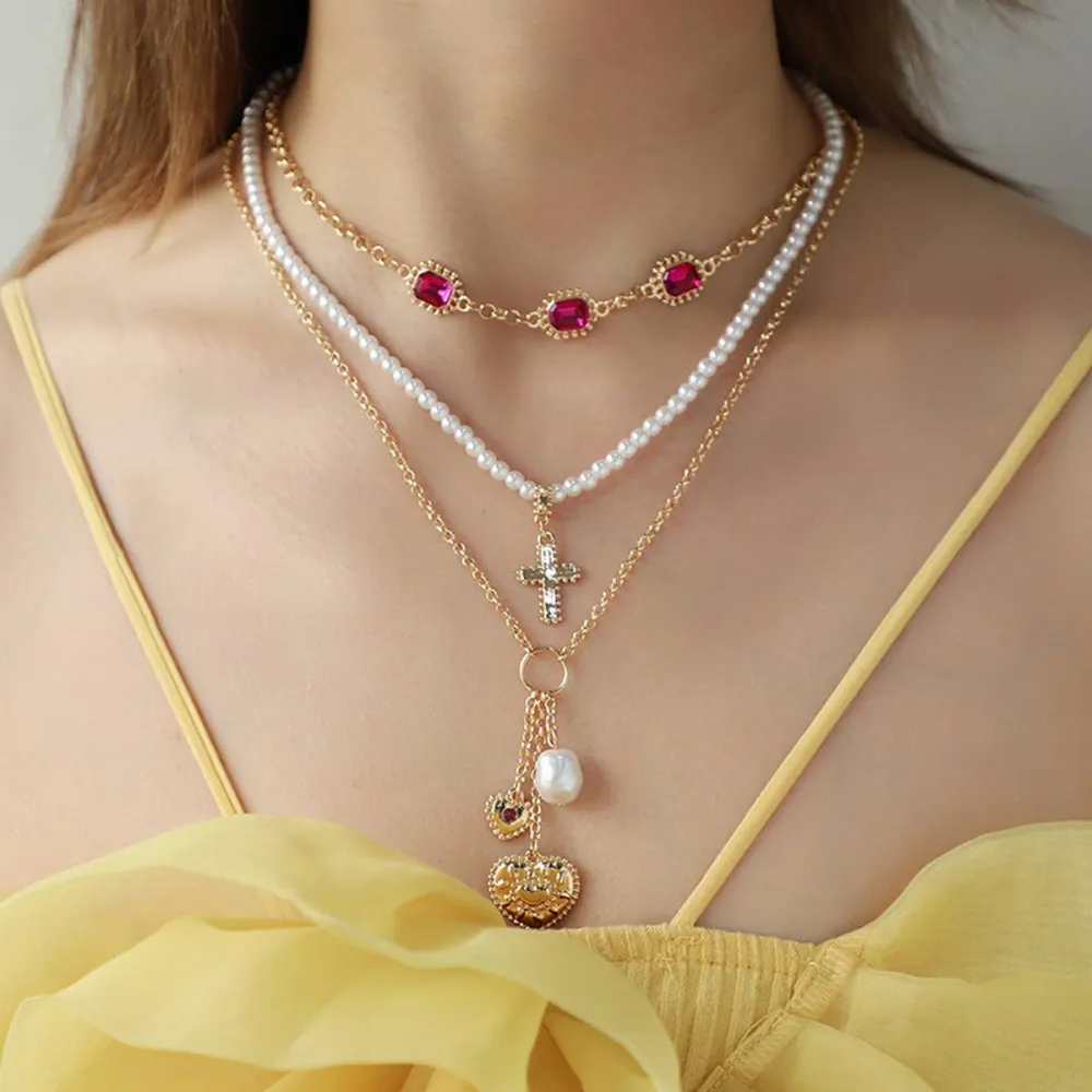 Rhinestone Pearl Heart Pendant Necklace
