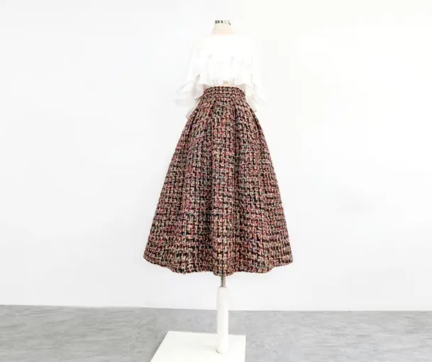 Minimal Clean Everyday Casual Embroidered Skirt