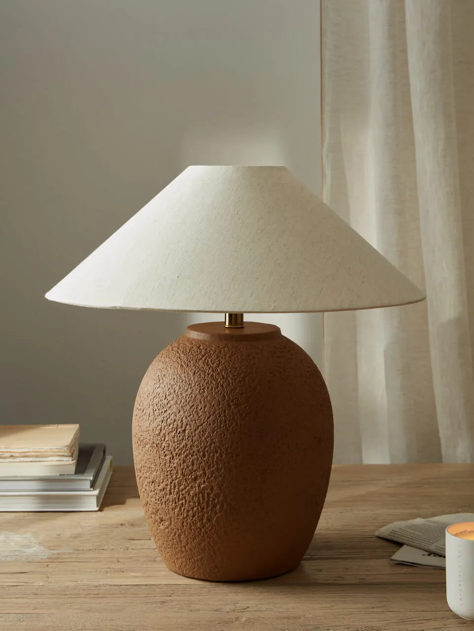 Textured Ceramic Decorative Table Lamp
