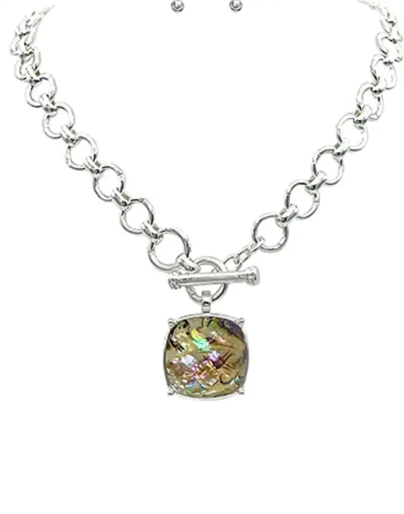 Sto Pe Necklace